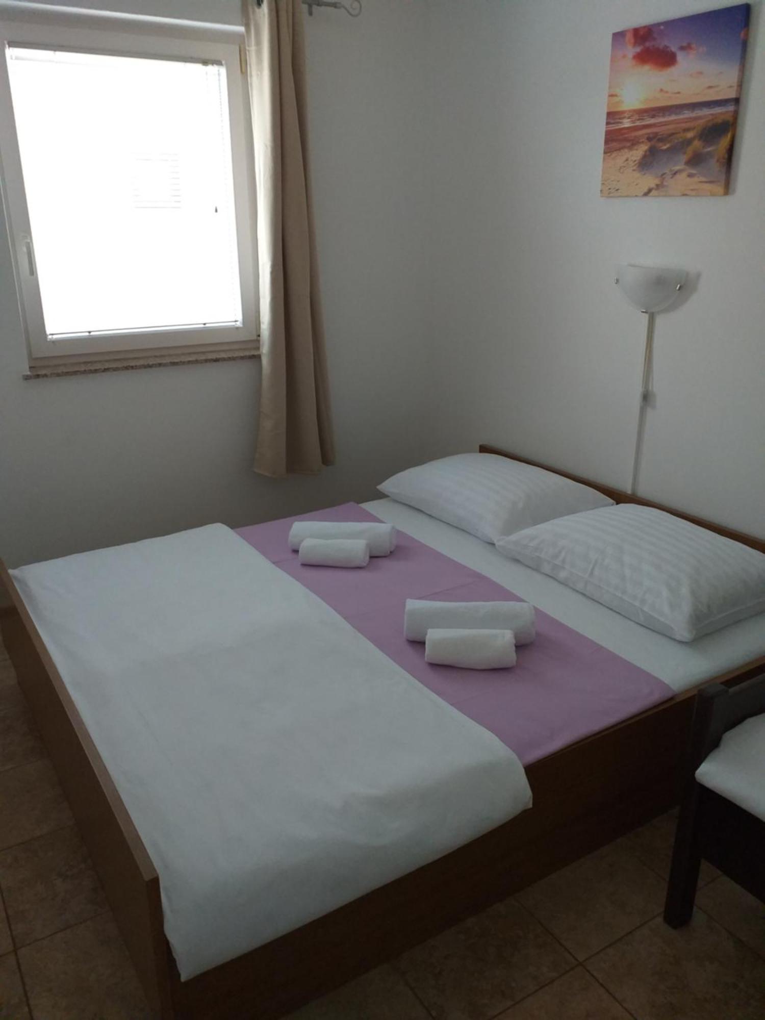 Apartments I-P Malinska Bagian luar foto